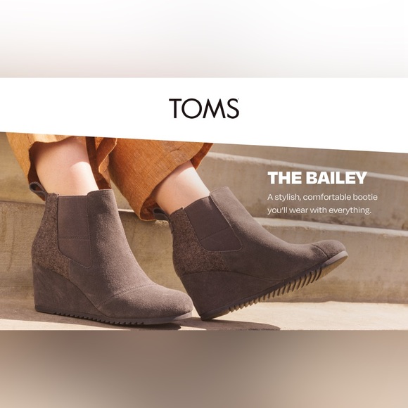 NWT TOMS Women’s Bailey Black Wedge Suede Nubuck Ankle Bootie - Size: 6 - Picture 11 of 11